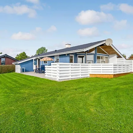 Nyaraló Awesome In Juelsminde With Kitchen *